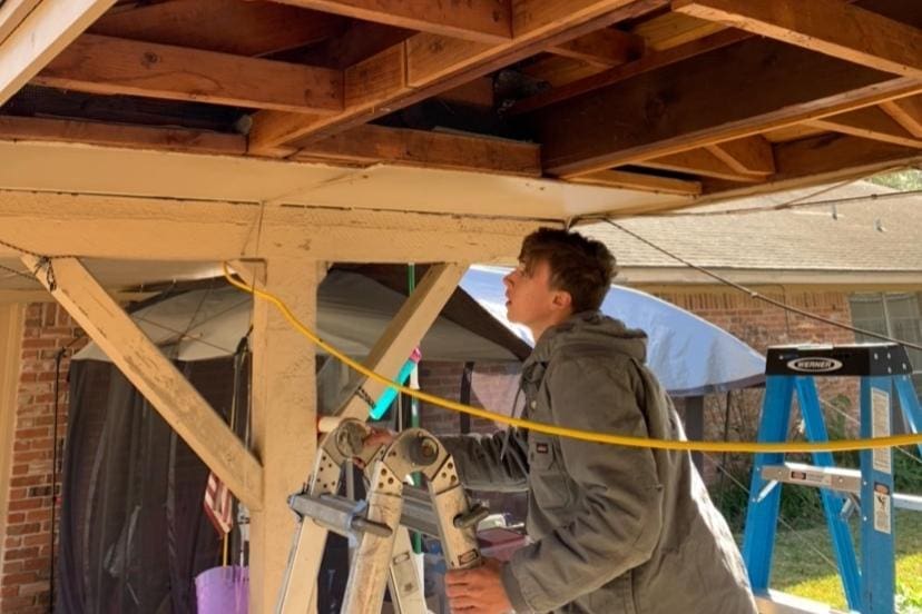 woodlands wildlife elimination inspecting a home for rodents